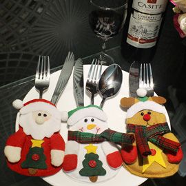 Christmas Decoration Knifes Folk Bag  Kitchen Cutlery Suit Christmas Dinnerware Holder Snowman Santa Claus and Elk Shaped Christmas Ornament