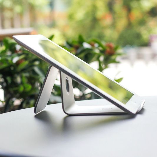 iQunix Zand iPad/Tablet PC Stand (Silver)