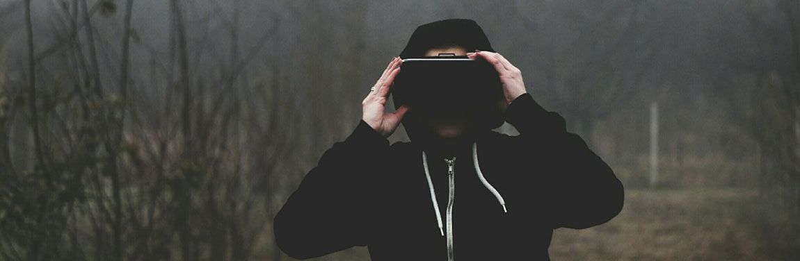 Virtual Reality / AR